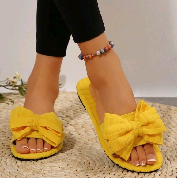 Women European & American Style Southeast Asia Velvet Bow Tie Casual - Picture 3 of 5